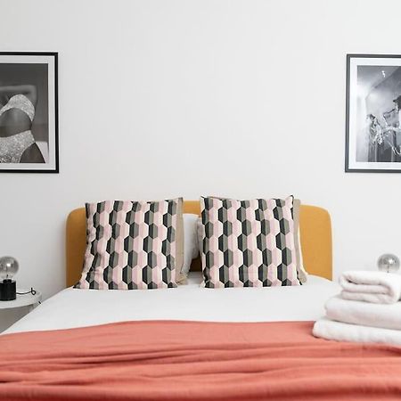 Two Bedroom Apartment By Buonomo Stays Short Lets & Serviced Accommodation In Balham With Balcony Londres Extérieur photo