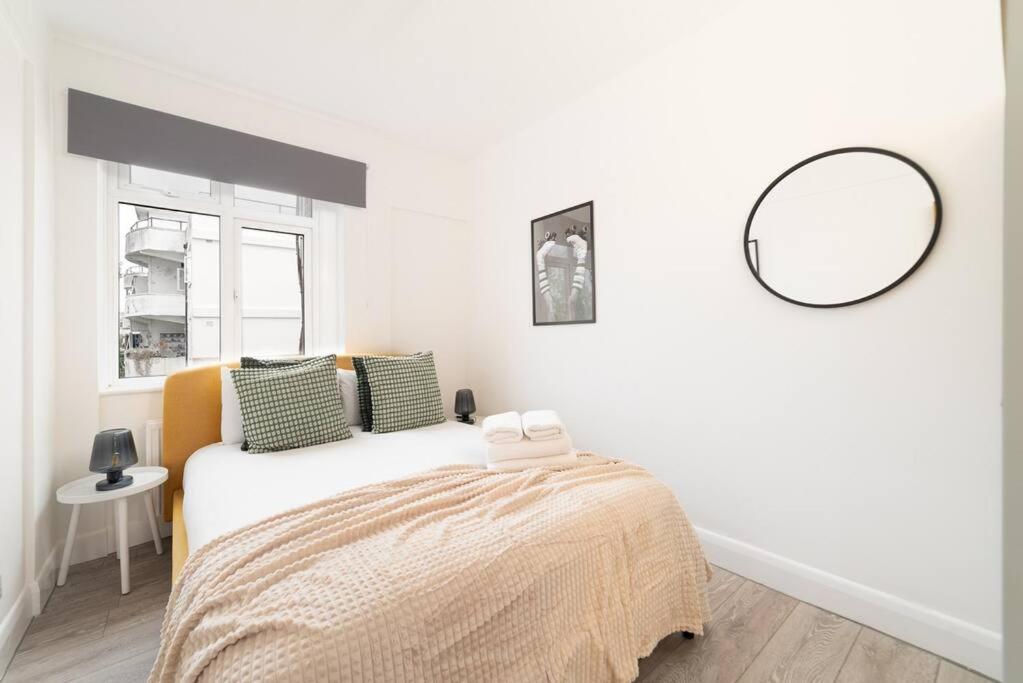 Two Bedroom Apartment By Buonomo Stays Short Lets & Serviced Accommodation In Balham With Balcony Londres Extérieur photo